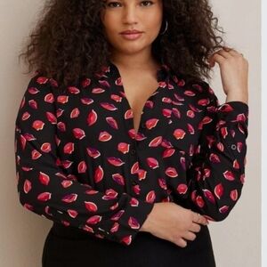 Torrid Black Blouse with Colorful Lips Design
